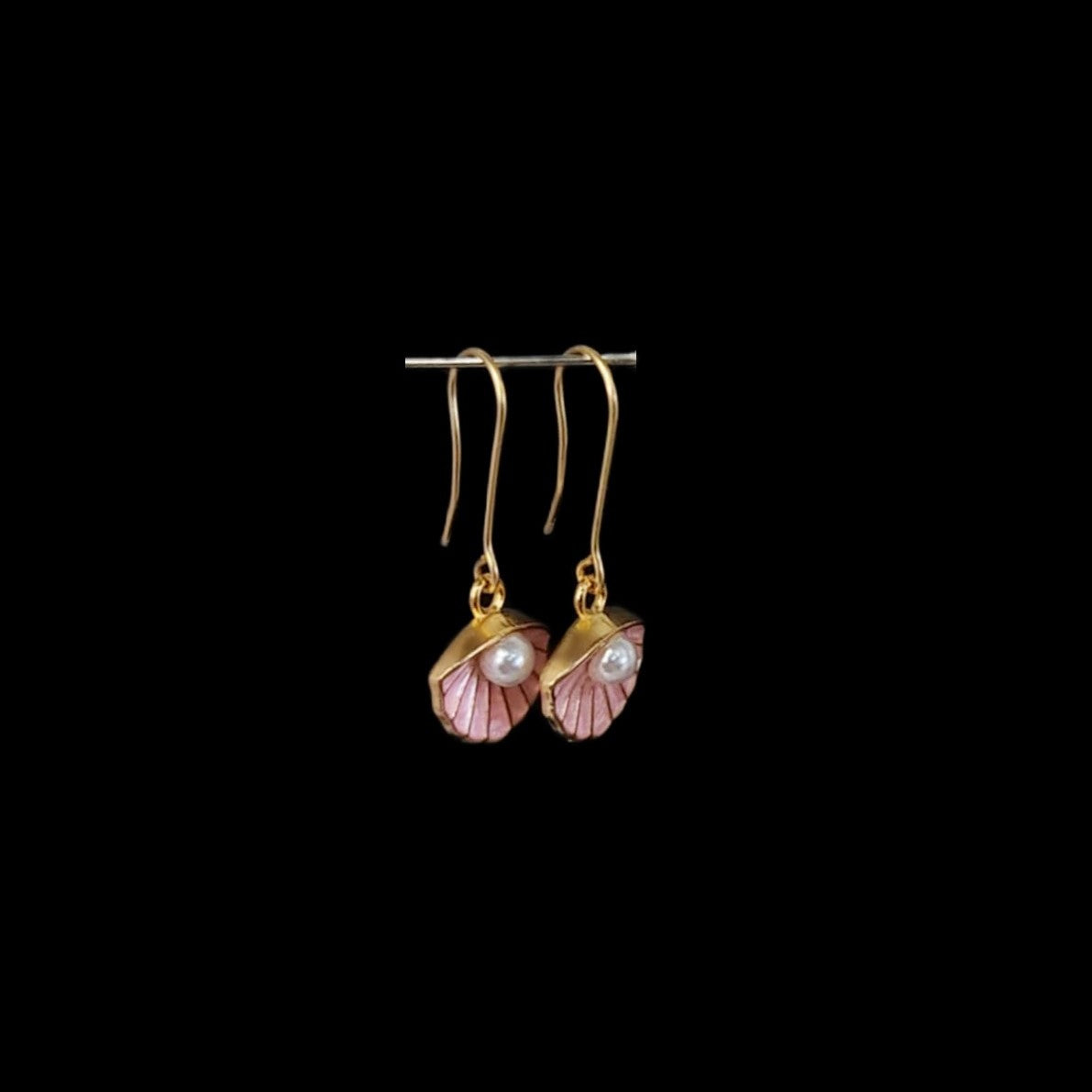 White Pearl In Pink Shell-Earrings