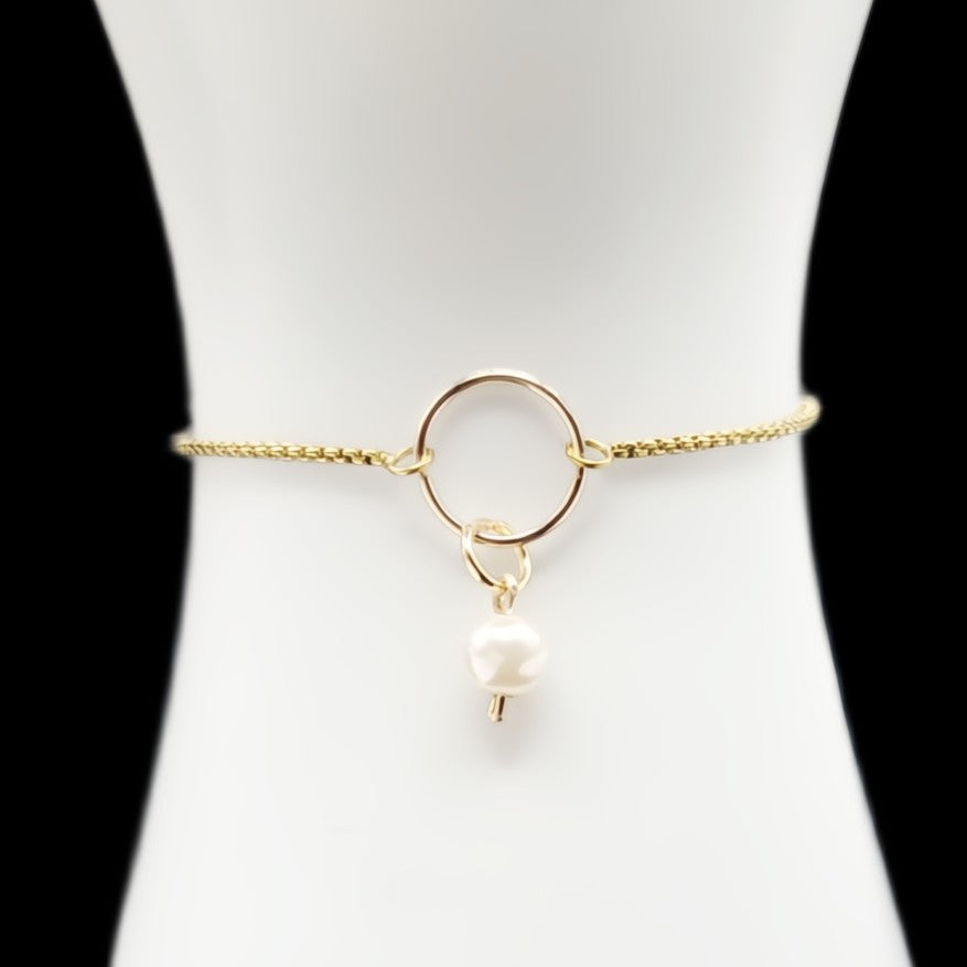 Pearls in Ivory-Set of Earrings & Bracelet