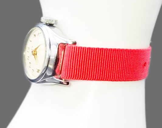 Vintage Style Retro One Piece Nylon Sport Watch Bands in Pastel Red for 12mm Watch Lugs