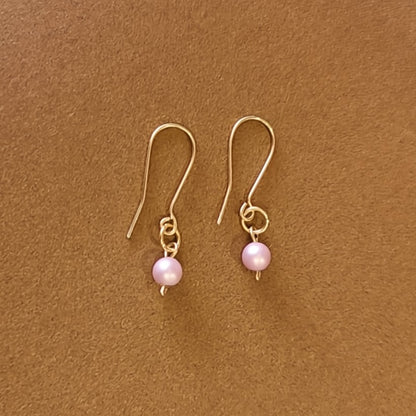Pearls in Mauve-Set of Earrings & Bracelet