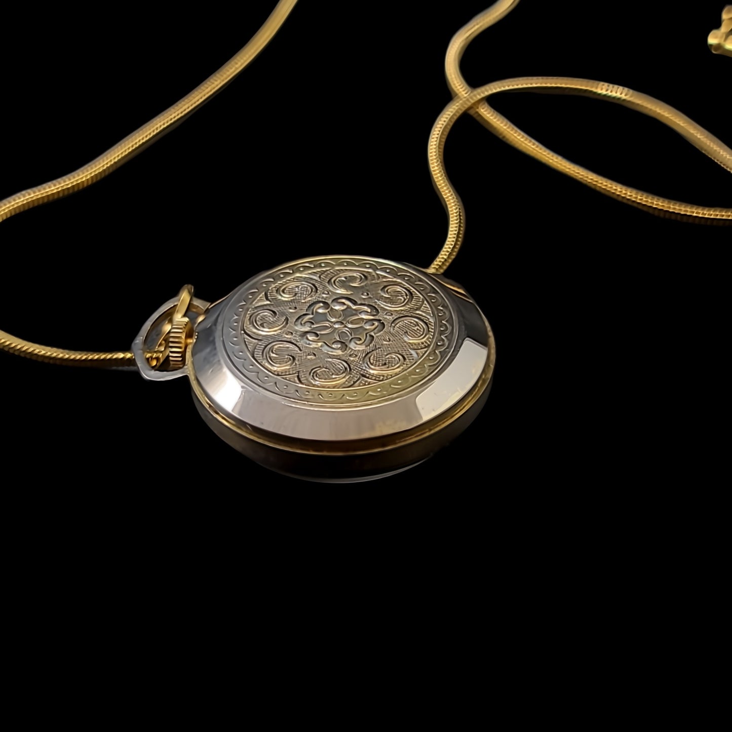 Lenga Vintage Deluxe Antimagnetic Womens Swiss Made Pendant Watch