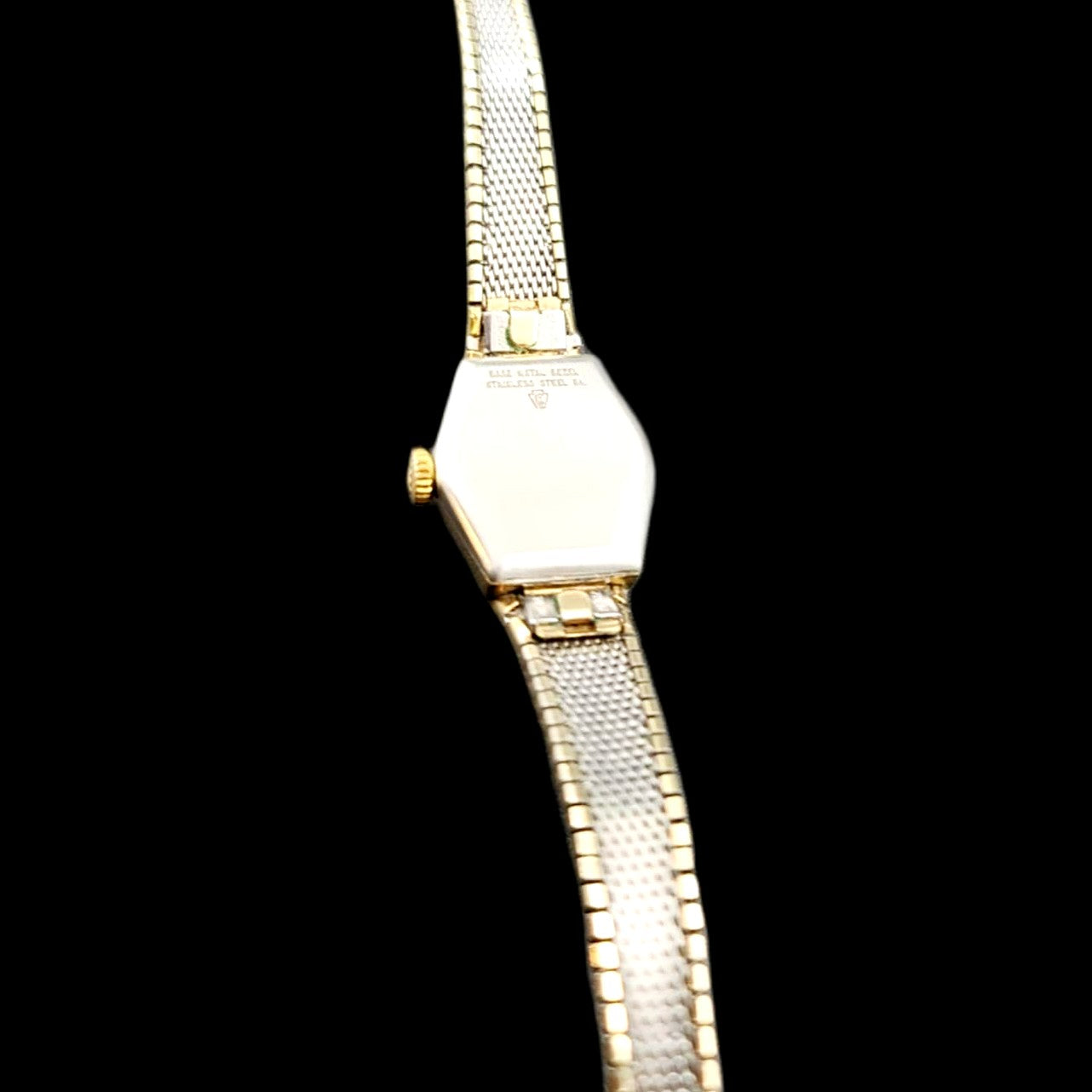 Waltham 17-Jewel Mechanical Vintage Brass Ladies Watch