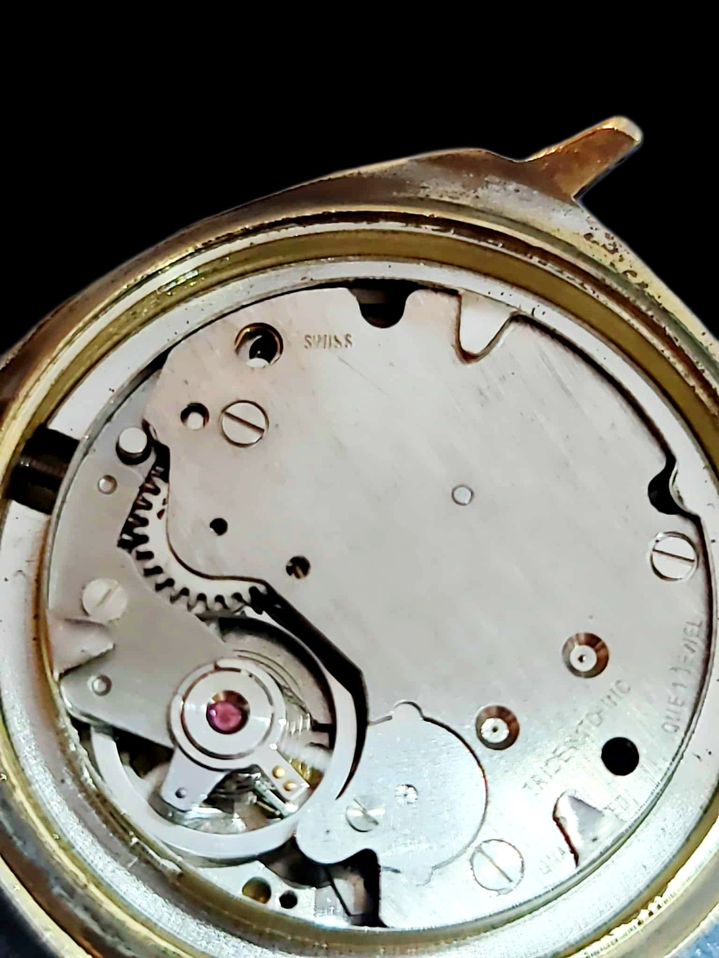 Bolivia Swiss Mens Analog Mechanical Watch With Date Display