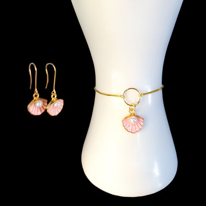 White Pearl In Pink Shell-Set Earrings & Bracelet