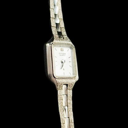 Citizen Small Quartz Vintage Ladies Analog Silver Watch