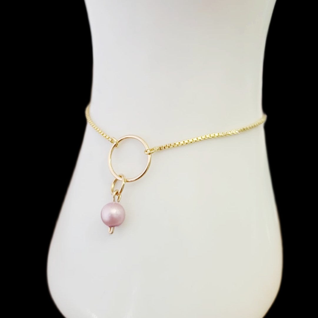 Pearls in Mauve-Set of Earrings & Bracelet