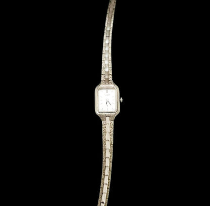Citizen Small Quartz Vintage Ladies Analog Silver Watch