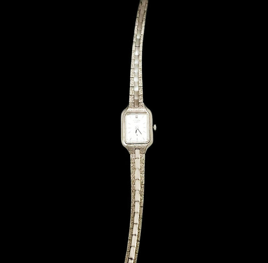 Citizen Small Quartz Vintage Ladies Analog Silver Watch