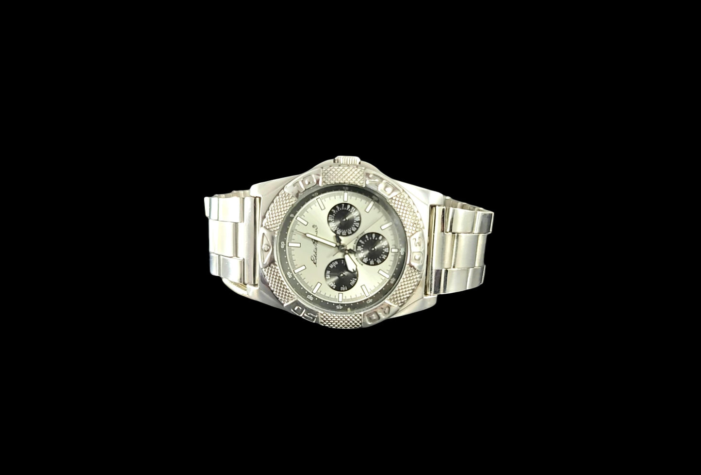 Eddie Bauer Vintage Mens Sport 3 Eye Analog Luminous Watch