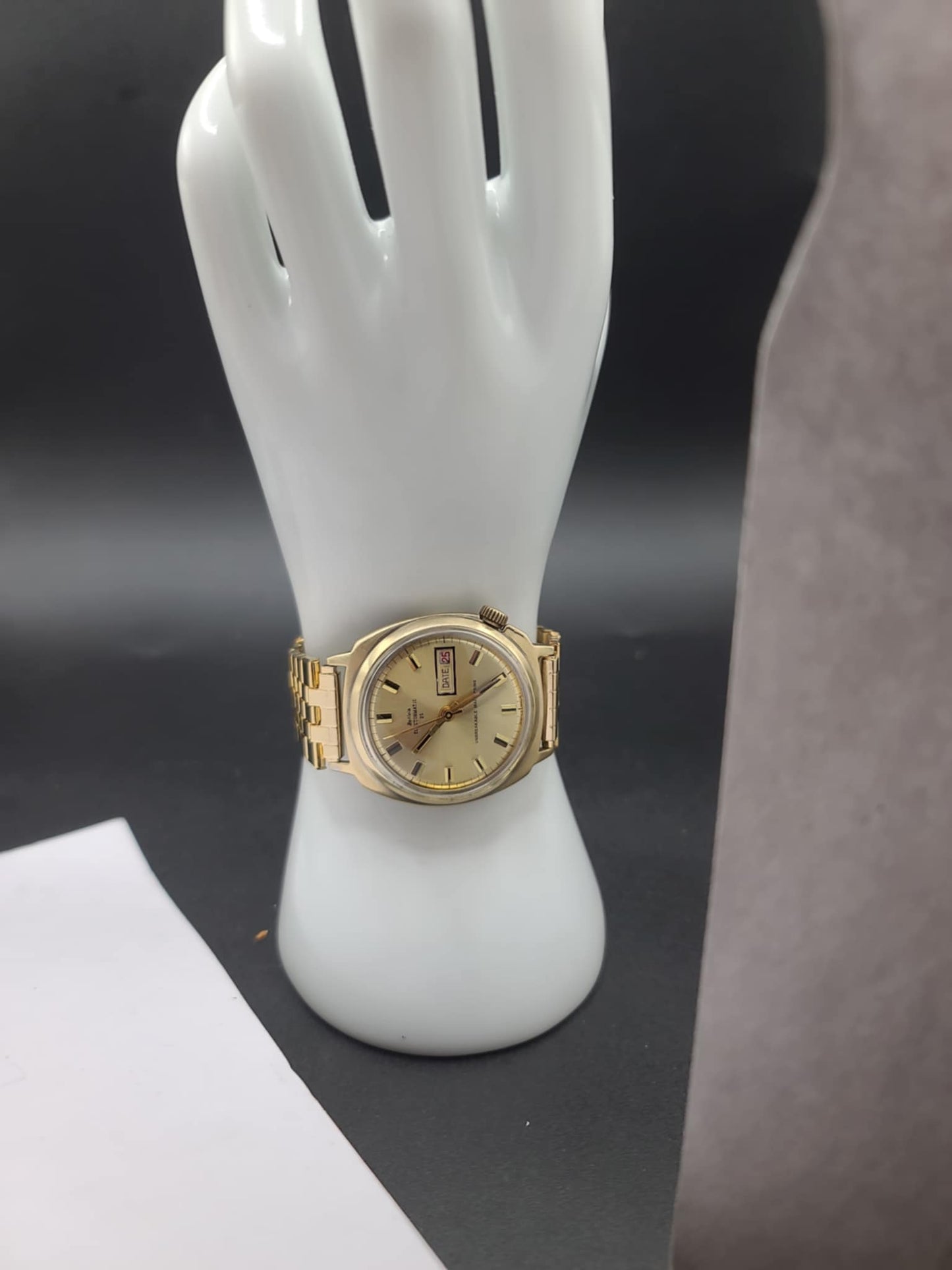 Bolivia Swiss Mens Analog Mechanical Watch With Date Display