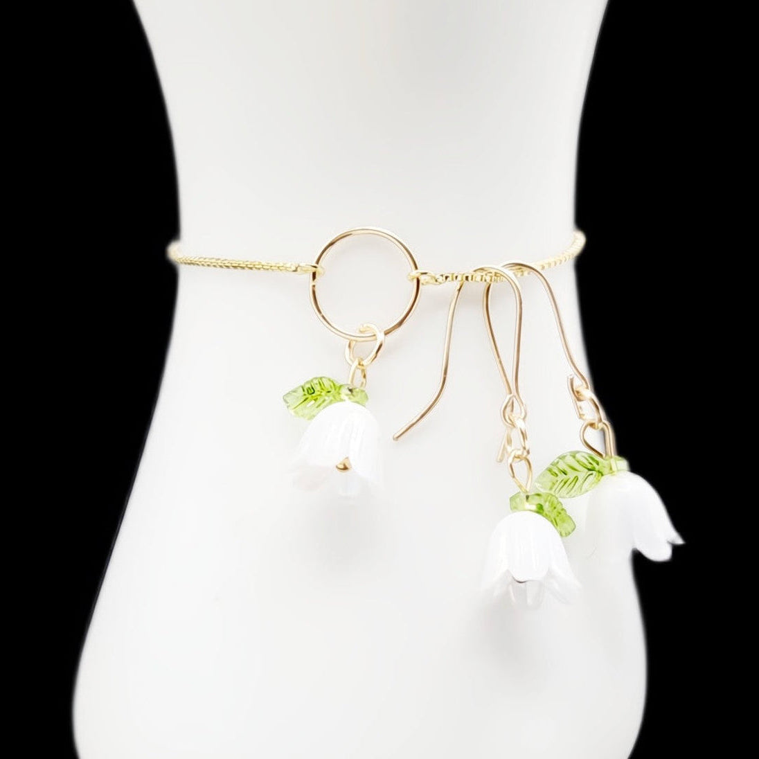 Bellflowers in White-Set Earrings & Bracelet