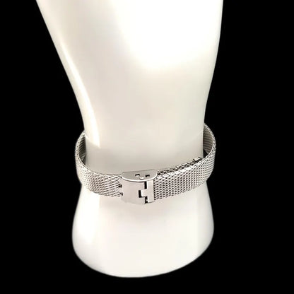Hana Vintage Quartz Womens Watch With Special Second Hand Feature