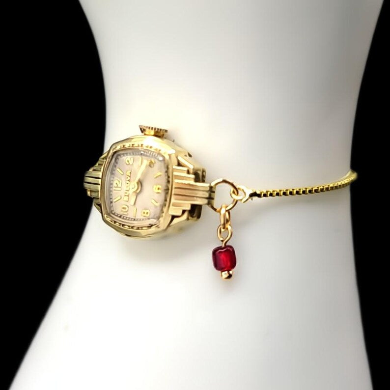 Bulova Vintage Ladies 10k RGP Mechanical Jewelled Watch